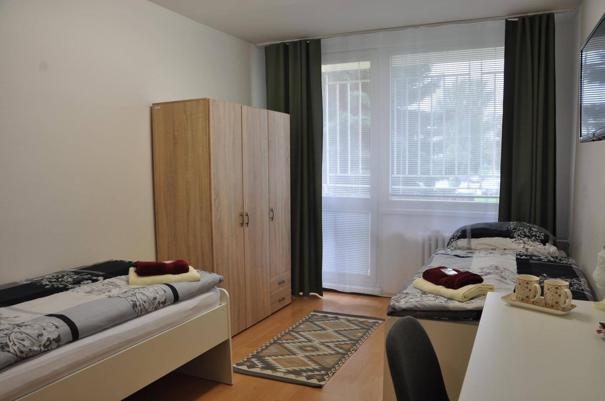 Skolsky Internat Medicka 2 Hotell Košice Exteriör bild